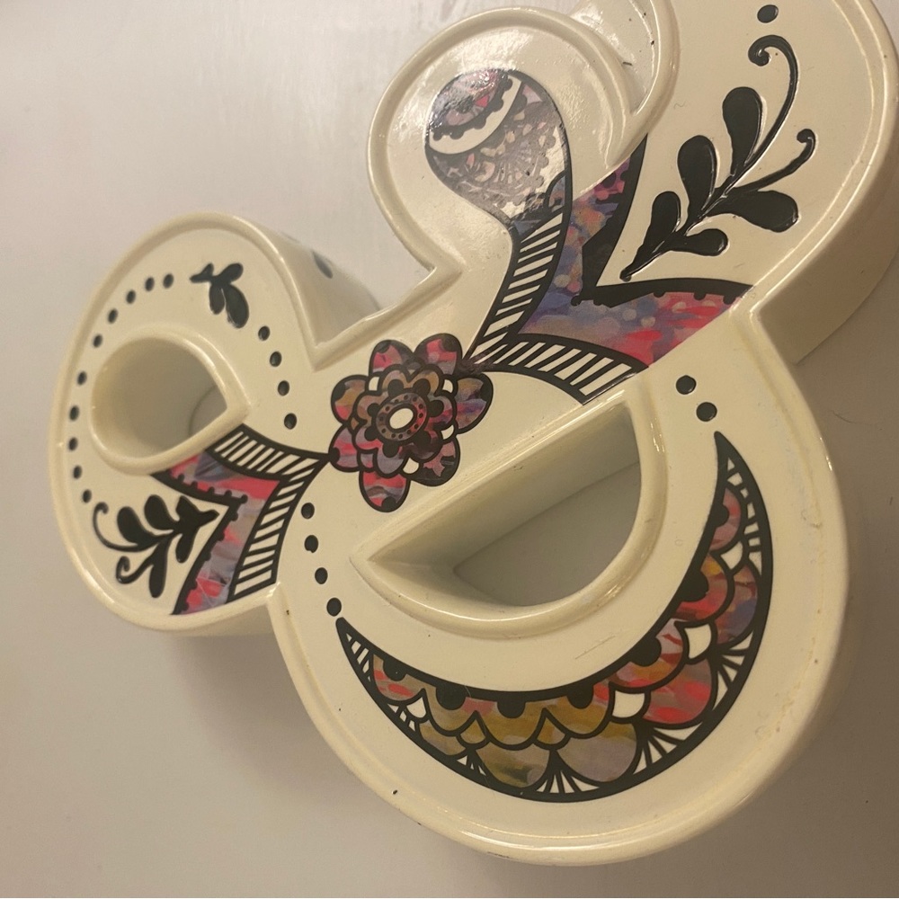 Decorative Ceramic & Sign Accent - Picture 3 of 3